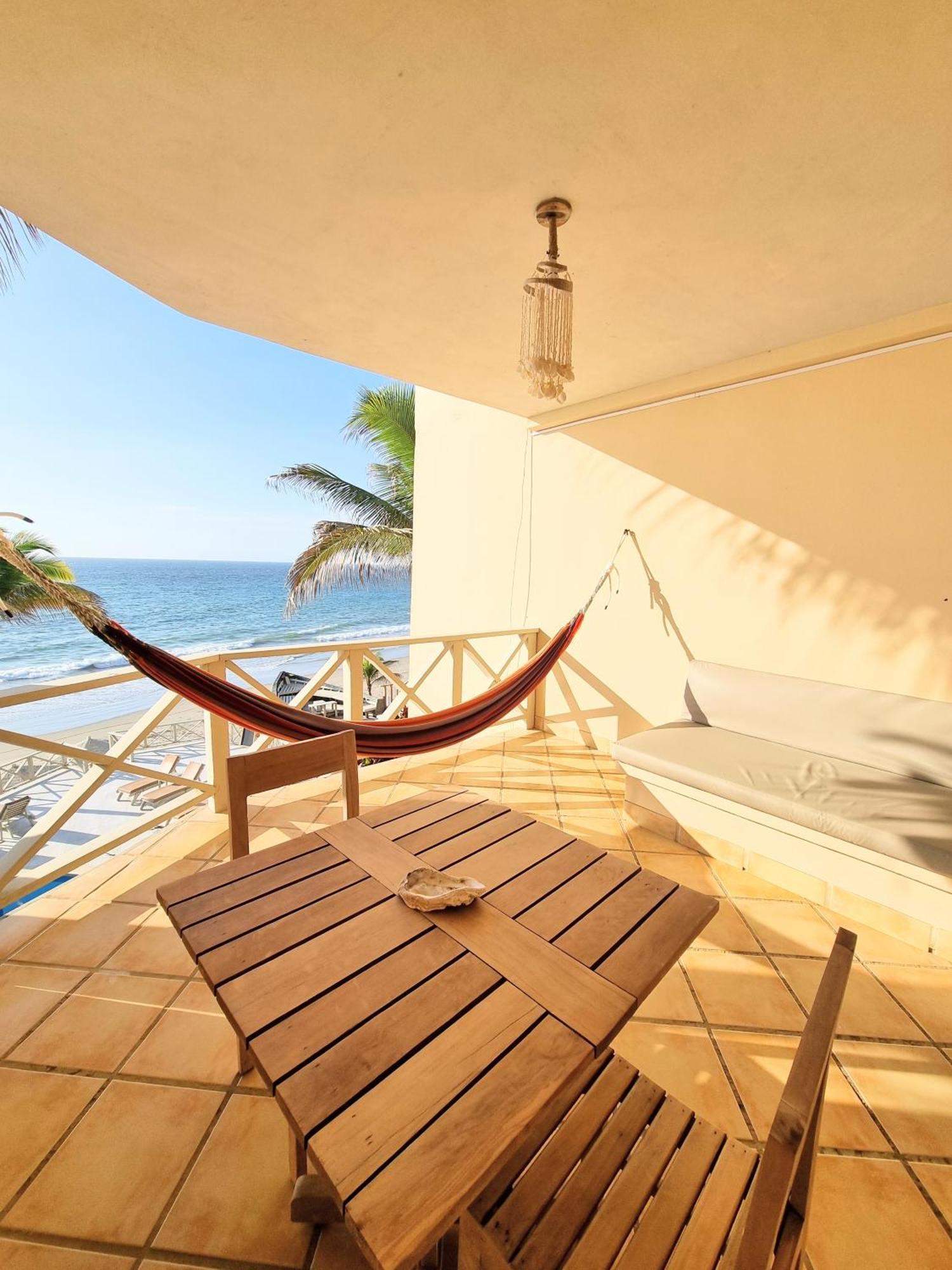 Mancora Beach Hotel (Adults Only) Exterior photo